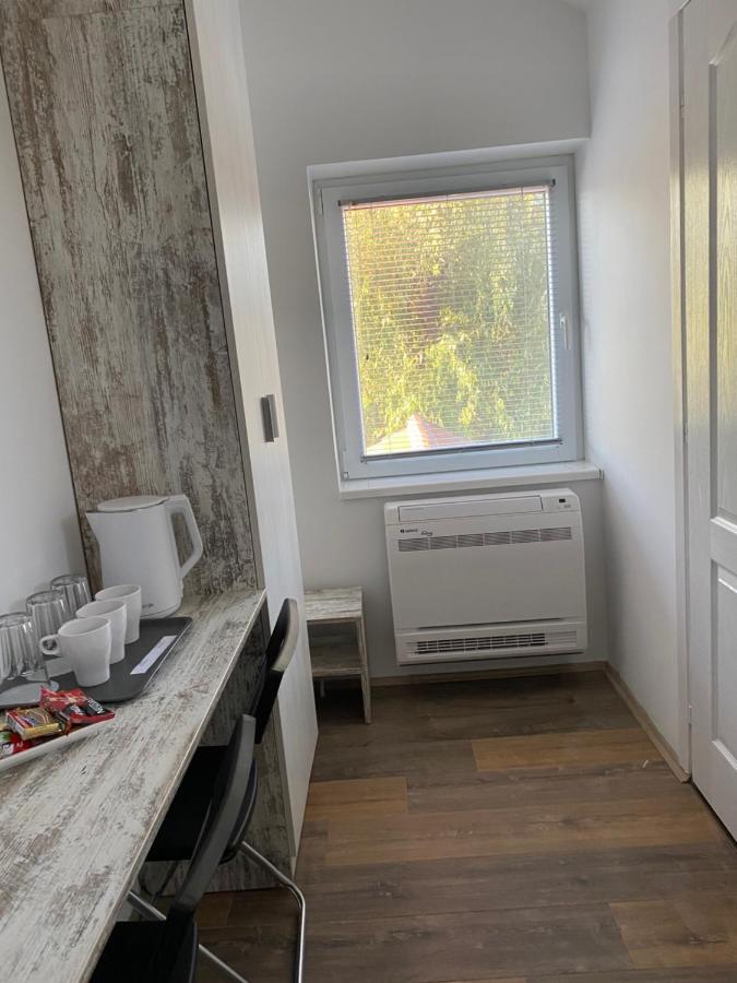 Omis Rooms Pančevo Exteriér fotografie