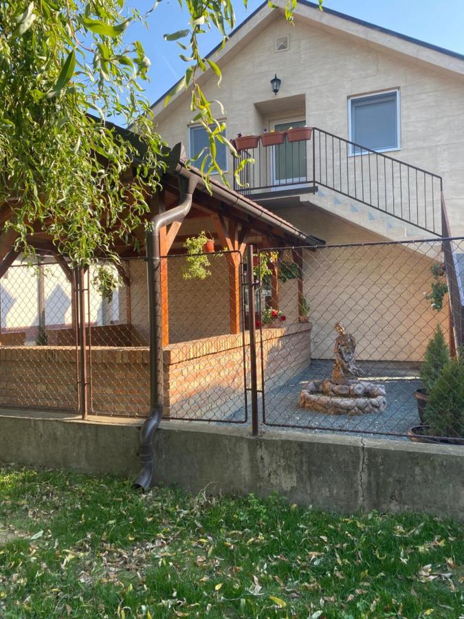 Omis Rooms Pančevo Exteriér fotografie
